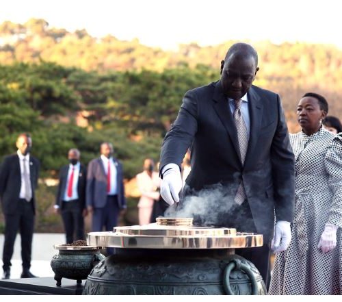 Kenya’s President William Ruto, who is calling for a change of narrative at the Africa Climate Summit, on a visit to South Korea. Credit: KOCIS/Jeon Han.